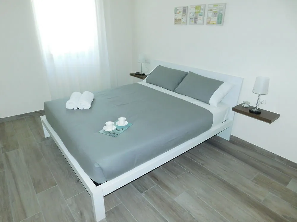 Andirivieni Bellagio Guest House 3*,