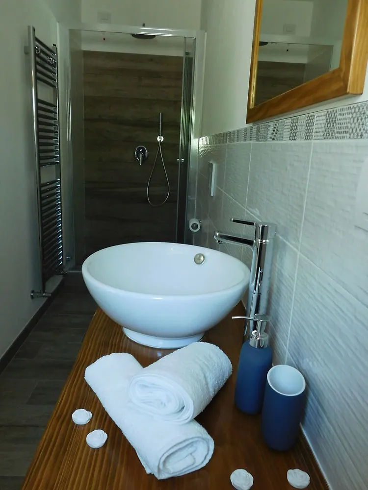 Andirivieni Bellagio Guest House Bed & Breakfast